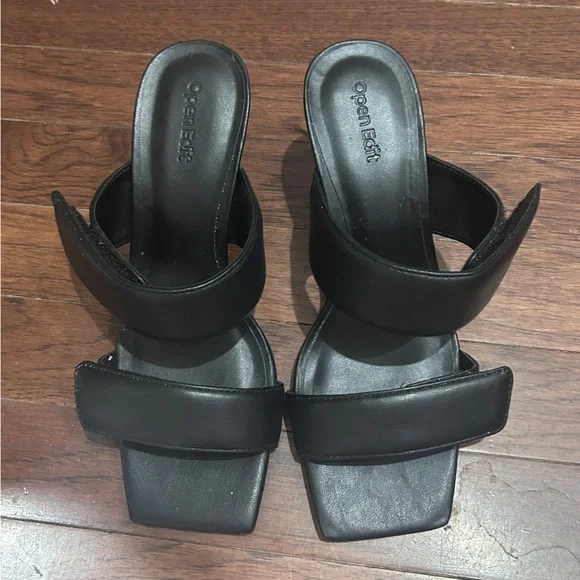 Open Edit Sandals - Picture 2 of 3